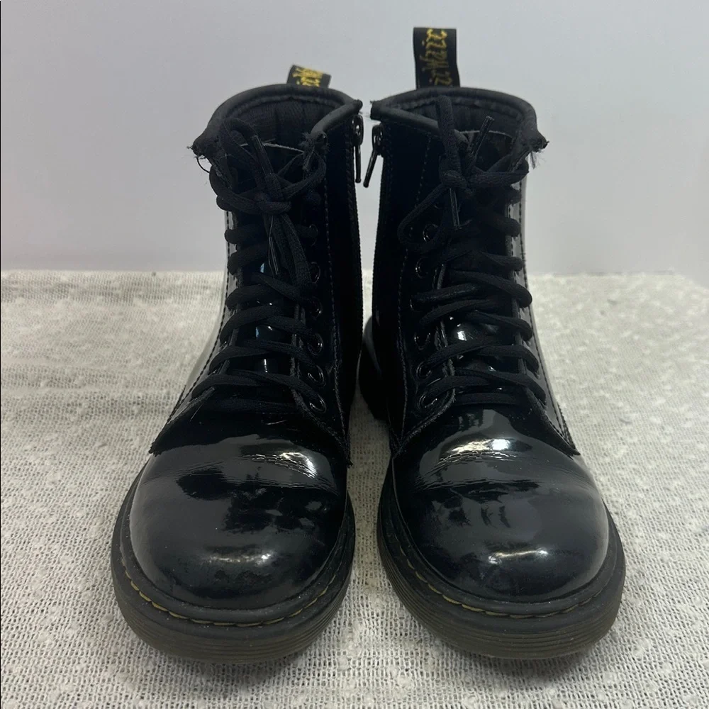 DR MARTENS Junior 1460 Patent Leather Lace Up Boots Shoes Child size 2